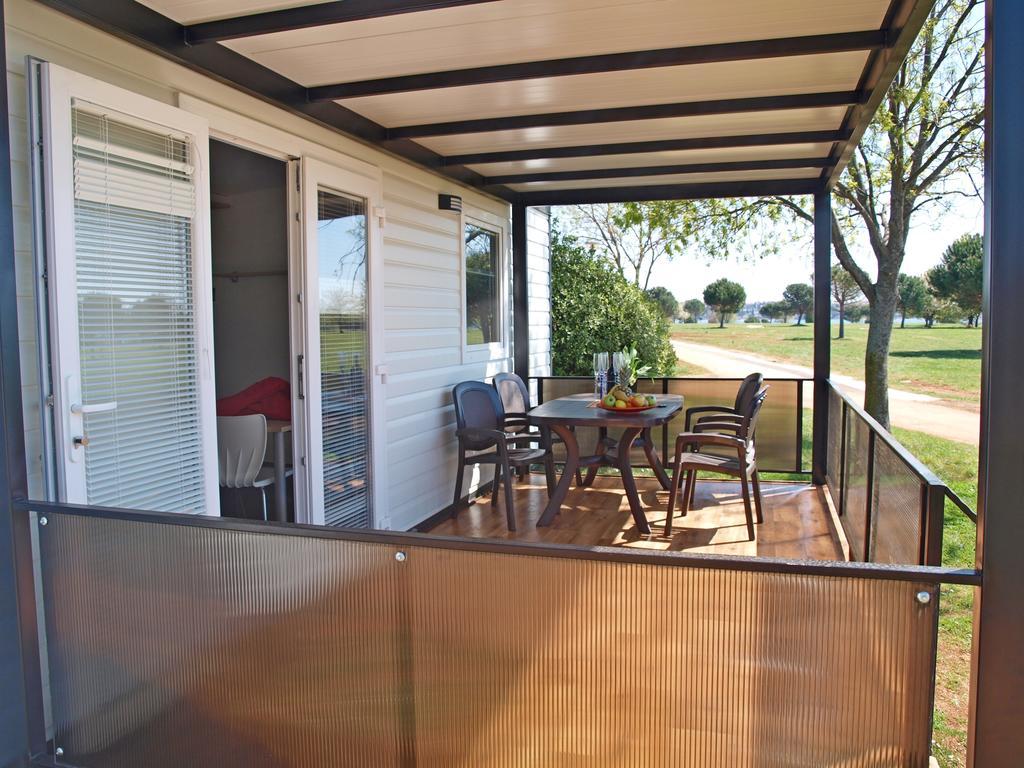 Camping Adria Mobile Home Park Umago Camera foto